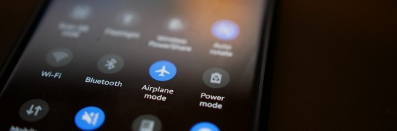 9 Reasons to Use Airplane Mode Even If You’re Not Traveling